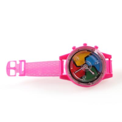 China Toy Hot Product Promotional Gif Small Cheap Plastic Maze Watch Toy For Kids for sale