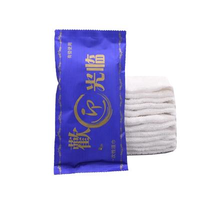 China OEM 100% Cotton Airline Coffee Cool Wet Cleaning Towels Refreshing Cool Cloth Cleaning for sale