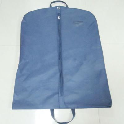 China Folding Breathable Custom Hanging Garment Bag In Non Woven Fabric for sale