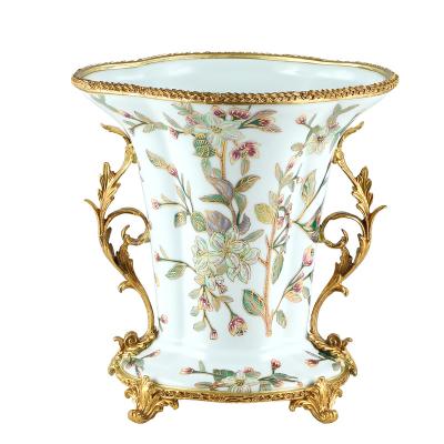 China OEM Ceramic Gold Supplier Home Ware Art Deco Decor Ceramic Cup Shaped Flower Vases With Lids for sale