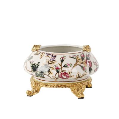 China Traditional Chinese Ceramic Tableware Decorations Brass Handmade Decor Designs Creative Luxury Ceramic Ashtray for Hotel Home Pavilion Unique Gifts for sale