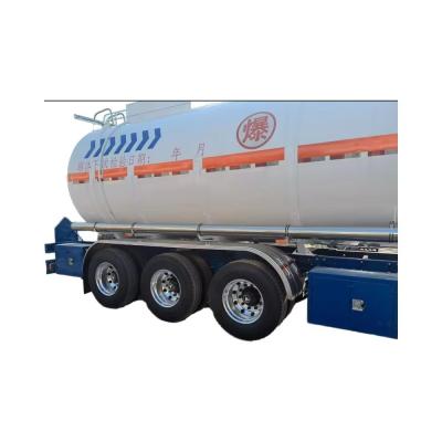 China CIMC 60 Cubic Meters V Type 3 Axis Steel Cement Bulker Semi-Trailer with 8.25R20 Tires for sale