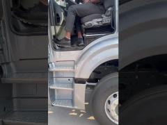 howo tractor truck