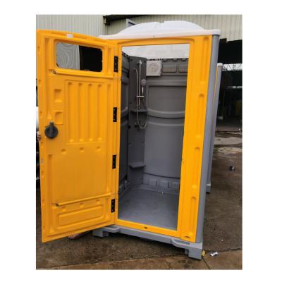 China China HDPE Plastic Outdoor Prefab House Wholesale 130L Water Tank Portable Toilet Toilet Rental for sale