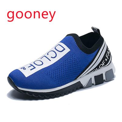 China Unisex Sport Casual Chunky Shoes For Women Men's Running Shoes Anti-odor 2021 Lightweight Leisure Slip-on Sneakers for sale