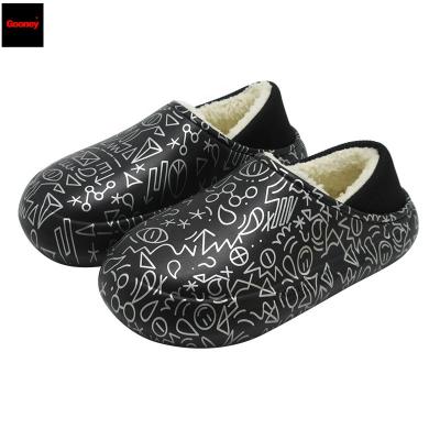 China Wholesale 2022 Fashion Trend Graffiti Print Warm Slipper Women Winter Unisex Bedroom Slippers Lover Shoes Cotton Fur Slippers for sale