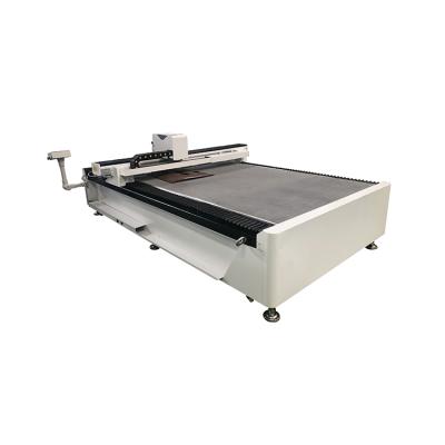 China Garment Shop Weier High Speed ​​Automatic Roll Paper Label Cutting Machine With CCD for sale