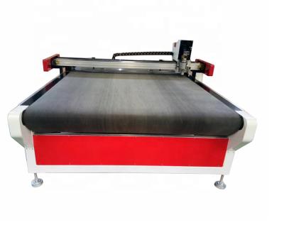 China Garment Shops Roll Fabric Cutting Machine Car Interior CNC Cutting Car Mat Machine for sale