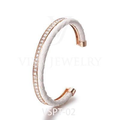 China Luxury Men Women CLASSIC C Shape 18k Gold Real Quality Genuine Leather Bracelet for sale