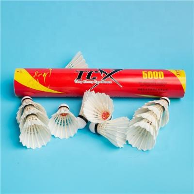 China China manufacturer TCX5000 goose feather training shuttlecock same as XP2 silver badminton shuttlecocks for sale