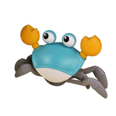 China Toy Hot Selling Swimming Race Cognitive Floating Float Crab For Kids Bath Toy Animal Wind Up Swimming Crab Bathtub Toys for sale