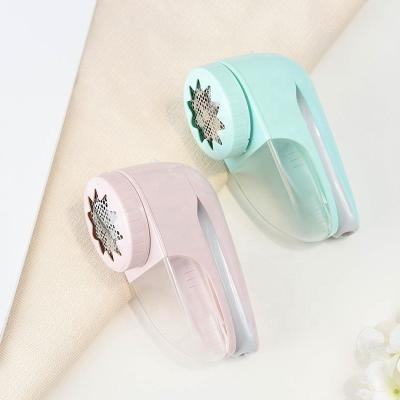 China Viable Foldable Rechargeable Handle Fiber Remover Electric Clothes Ball Trimmer for sale