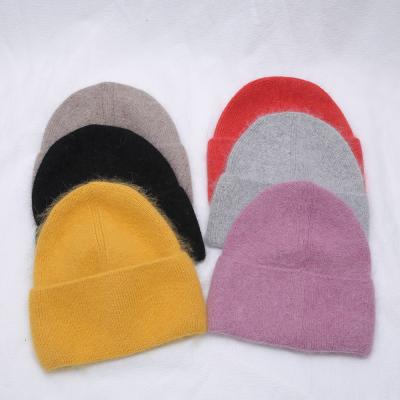 China 2021 New Products COMMON Wholesale Bridle Overflow Solid Color Knitted Beanies Hat for sale