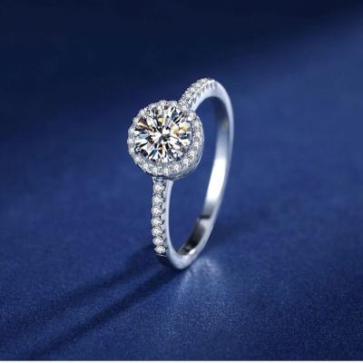 China Romantic Moissanite Ring Female Wedding Ring Proposal Ring for sale