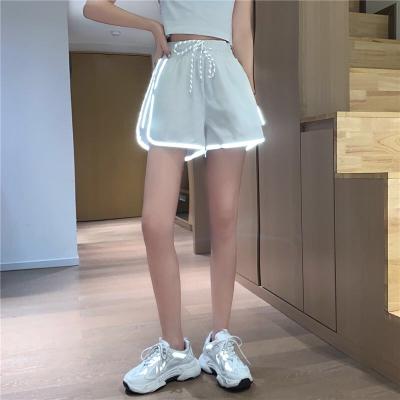 China QUICK DRY New Class Women's Unique Sports Outlet Shorts Gym Running Short Reflective Shorts for sale