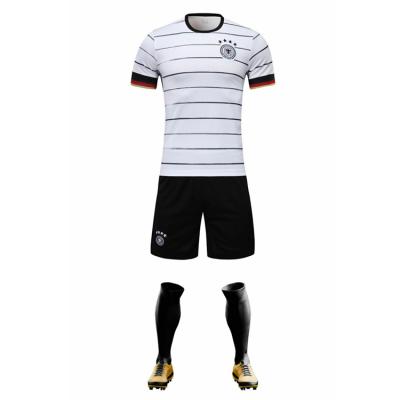 China Quick-drying ready to shipping soccer jersey set 2021 men's soccer jersey new model team soccer shirt Thailand for sale