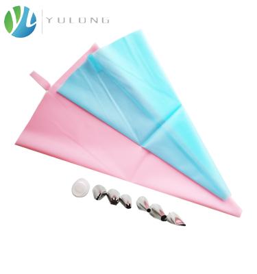 China 16 Inch TPU Silicone Cream Piping Disposable Food Grade Bag Set Thickened Version Can Be Color Customized Size for sale