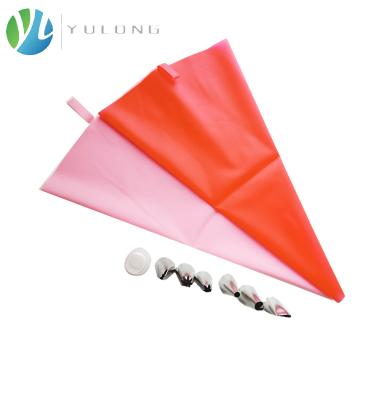 China High Quality Durable 14 Inch Eco Friendly TPU Pastry Bags Disposable Icing Piping Bag For Baking for sale