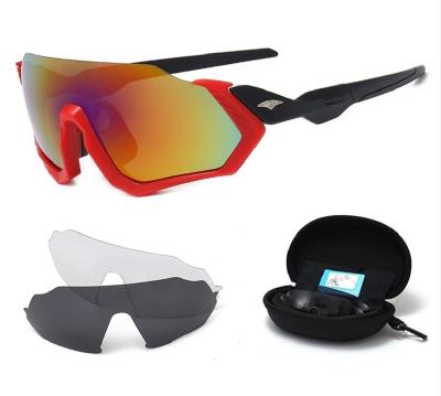 China Outdoor Sports Polarized Glass Cycling Suit With Interchangeable Glasses Sports Sunglasses for sale