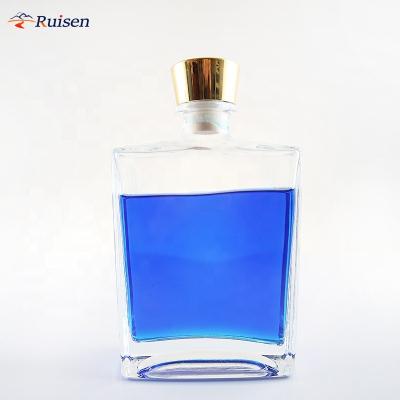 China Good Quality Cylinder Vodka Whiskey Glass Bottle 500ml 750ml Liquor Drinking Bottle Flat Drinking Bottle for sale