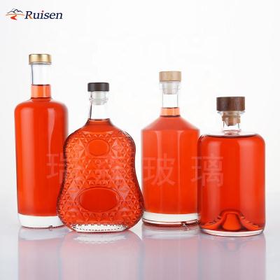 China Empty Fancy Bottles 500ml 700ml 750ml Beverage Glass Bottles Whiskey Vodka Liquor Brandy Juniper Race Bottles for sale