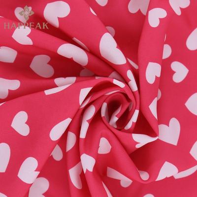 China Anti-Static Custom Chiffon Fabrics 100% Polyester Floral Heart Printed Digital Printing Pearl Chiffon Printed Fabric For Women Dress for sale