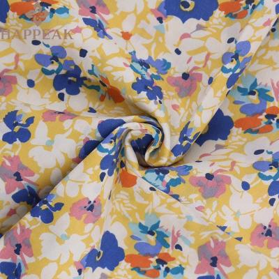 China 100% Custom Woven Floral Bulk Stock Custom Printing Shrink-Resistant Cotton Cloth Fabric For Clothes for sale