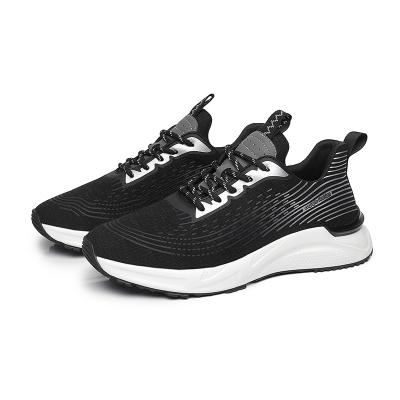 China 2021 Fashion Trend Men's Sport Casual Shoes Spring Breathable Mesh Men Lightweight Walking Shoes Sneaker Summer Men's Sneakers for sale