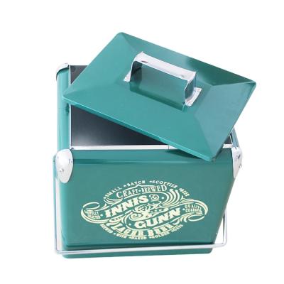 China Customized Sustainable Vintage Cooler Accept Cooler Metal Drink Can Beach Beer Cooler for sale