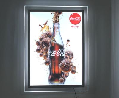 Chine Caisson lumineux mince du cristal LED d'affiche de la publicité avec le cadre acrylique pour l'affichage d'intérieur à vendre