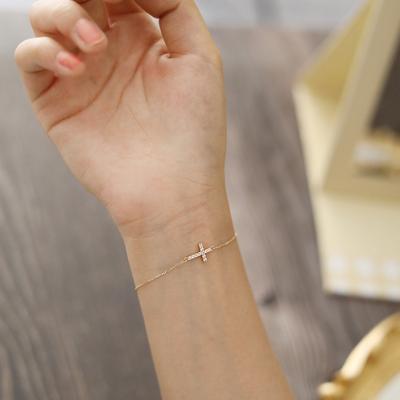 China CLASSIC Chic 925 sterling silver cross pendent bracelet elegant Figaro crystal Chain bracelet shinny diamond cross adjustable bracelets for sale