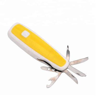 China Multi Tool In Best Sell Wholesale Price Customized Portable Multi Tools Led Torch Flashlights for sale