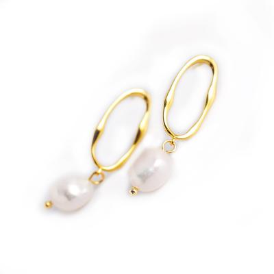 China New Eco-friendly Dangling Earrings Sterling Silver Freshwater Pearl Earrings Baroque Irregular Circle for sale