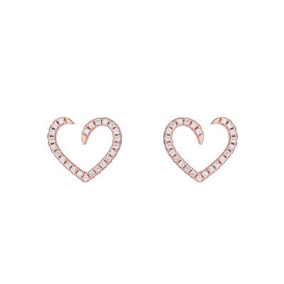 China FASHIONABLE Hot Sale Luxury Classic Earrings Trend Heart Shaped Zircon Diamond Stud Earings 2021 925 Silver Jewelry For Women for sale