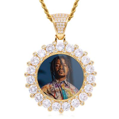 China Hiphop Customized Photo Memory Frame Big Diamond Medallion Solid Hip Hop Fashion Pendant Necklace for sale