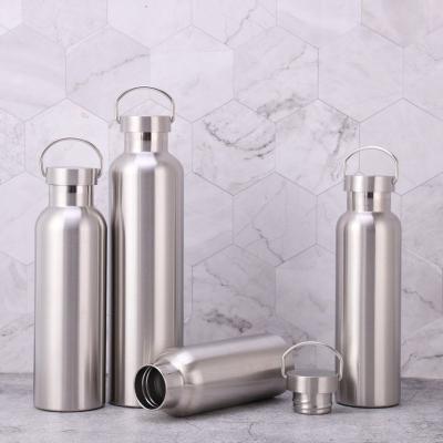 China PORTABLE Custom Design Large Capacity 600ml / 750ml Lightweight Stainless Steel Water Bottle for sale