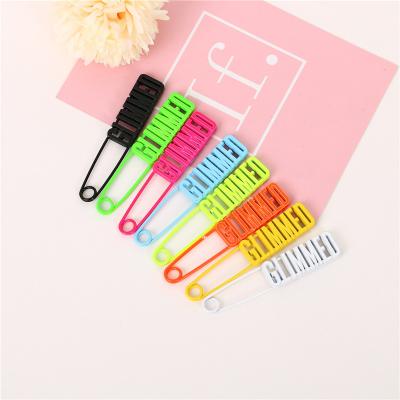 China Fashionable and beautiful Korea summer souvenir gifts personality prevents light buckle, girl waist gathers handwork brooch for sale