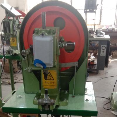 China Semi-automatic warp. tipping machine (plastic&metal) from China Tellsing Textile Machinery Factory for sale