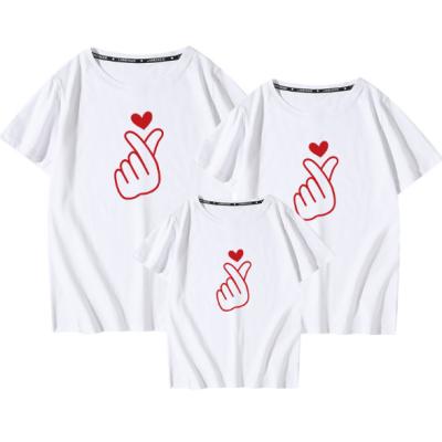 China Mom Father and Son Breathable Family Matching Outfits Mom Boy Matching Short Sleeves T-Shirt for sale