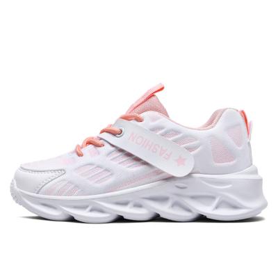 China Breathable Girls Shoes Breathable Running Walking Tennis Shoes Fashion Sneakers For Kids for sale