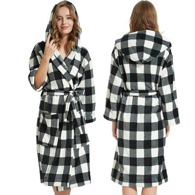 China Breathable Flannel Plaid Adult Long Robes For Men/Women Hooded Classic Bathrobe,Super Soft,Cheap Shawl Collar Robe for sale