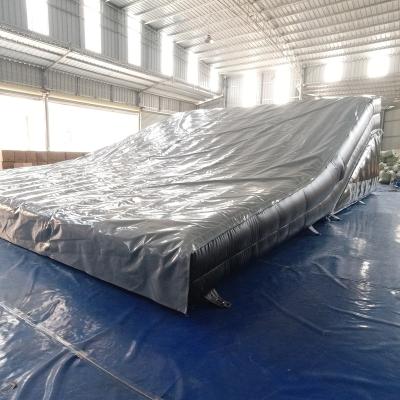 China Freefall Nairbag Sports Mountain Bike Inflatable Stunt Airbag Stunt Foam Jumping Ski Giant Inflatable Landing Pit for sale