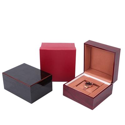 China Hot Selling Custom Made High-end Solid Wooden W Wooden Logo Luxury Smooth Brown Watch Gift Box Watch Storage Watch Storage Display Box for sale