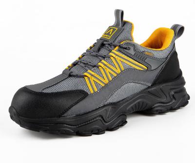 中国 Summer Breathable Anti Smash Lightweight Construction PPE Safety Shoes 販売のため