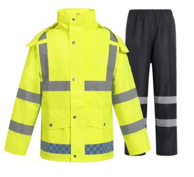 中国 Reflective PPE Safety Wear Fluorescent Yellow Waterproof Reflective Raincoat Split 販売のため