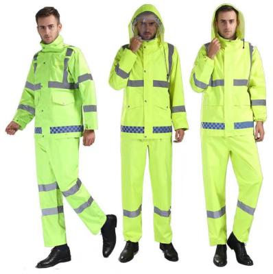 中国 Fluorescent Green Outdoor Traffic Duty Flood Control Emergency Raincoat Rain Pants Suit 販売のため