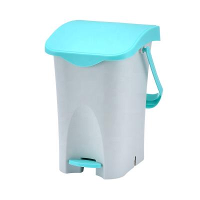 China Viable good quality useful and functional deodorizing trash can with lid for restaurant for sale