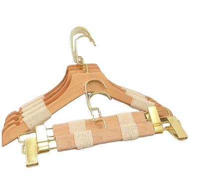 China Various Minimalist Promotional Goods Using Wooden Hanger For Wooden Clothing Hangers for sale