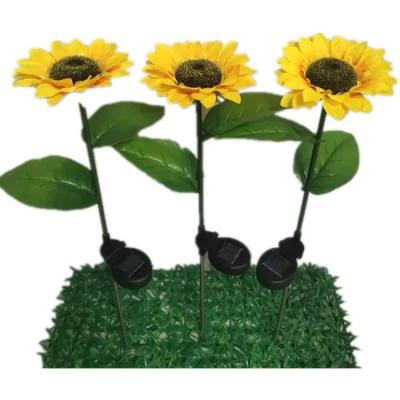 China Modern Hot Selling Modern Solar Sunflower Light Lawn Lamp for sale