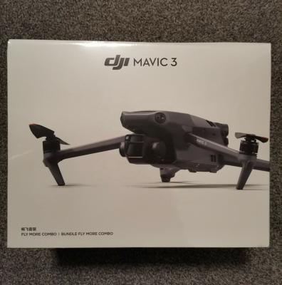 China With remote control 2022 new arrive brand DJI Mavic 3 with authentic plus sealed fly handset and new with good price for sale